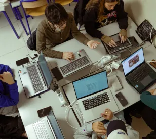 Etudiants d'HETIC en plein travail